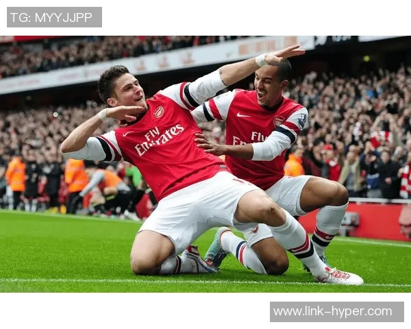 南安普敦主场迎战阿森纳补赛精彩回顾与赛后分析